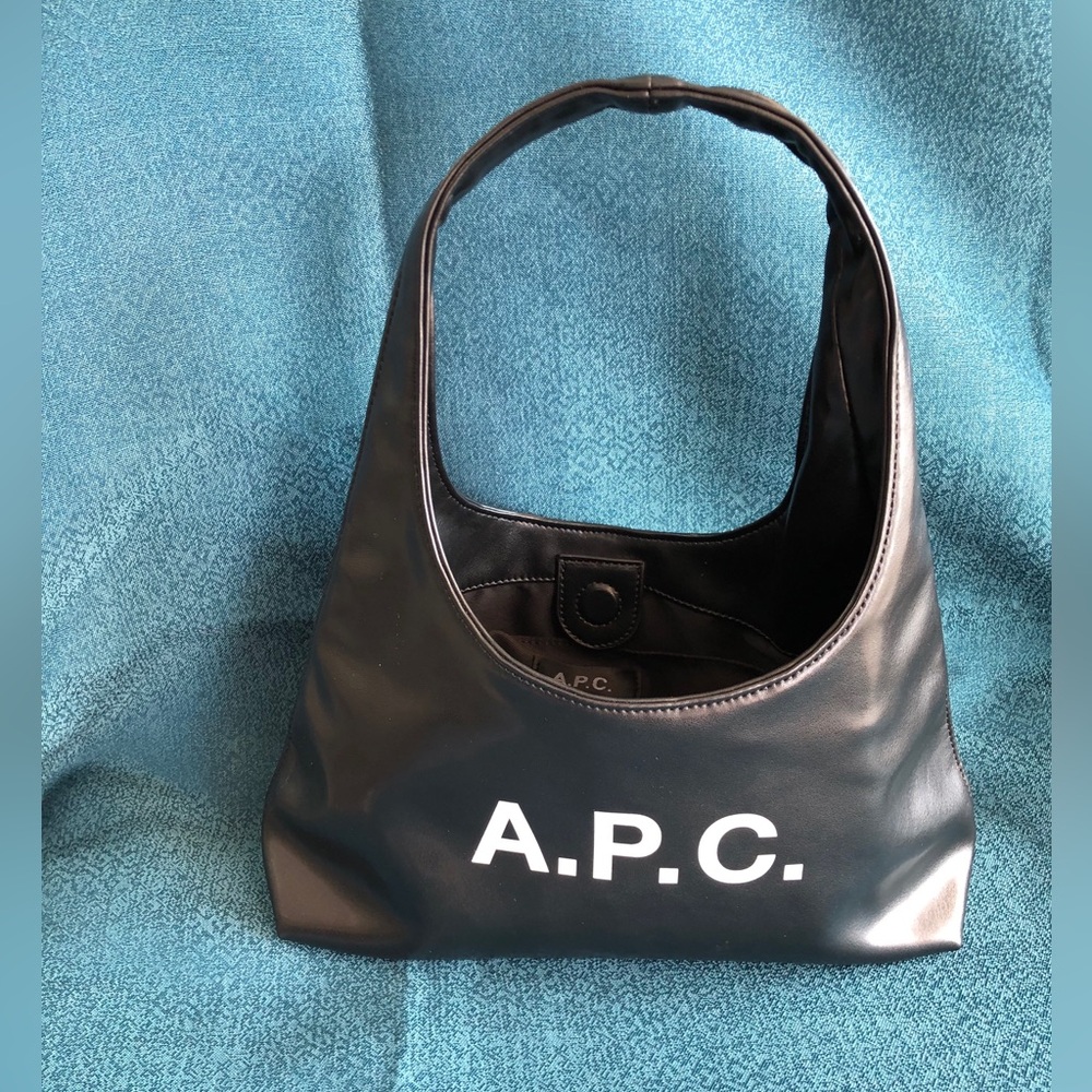A.P.C. Black Shoulder Bag